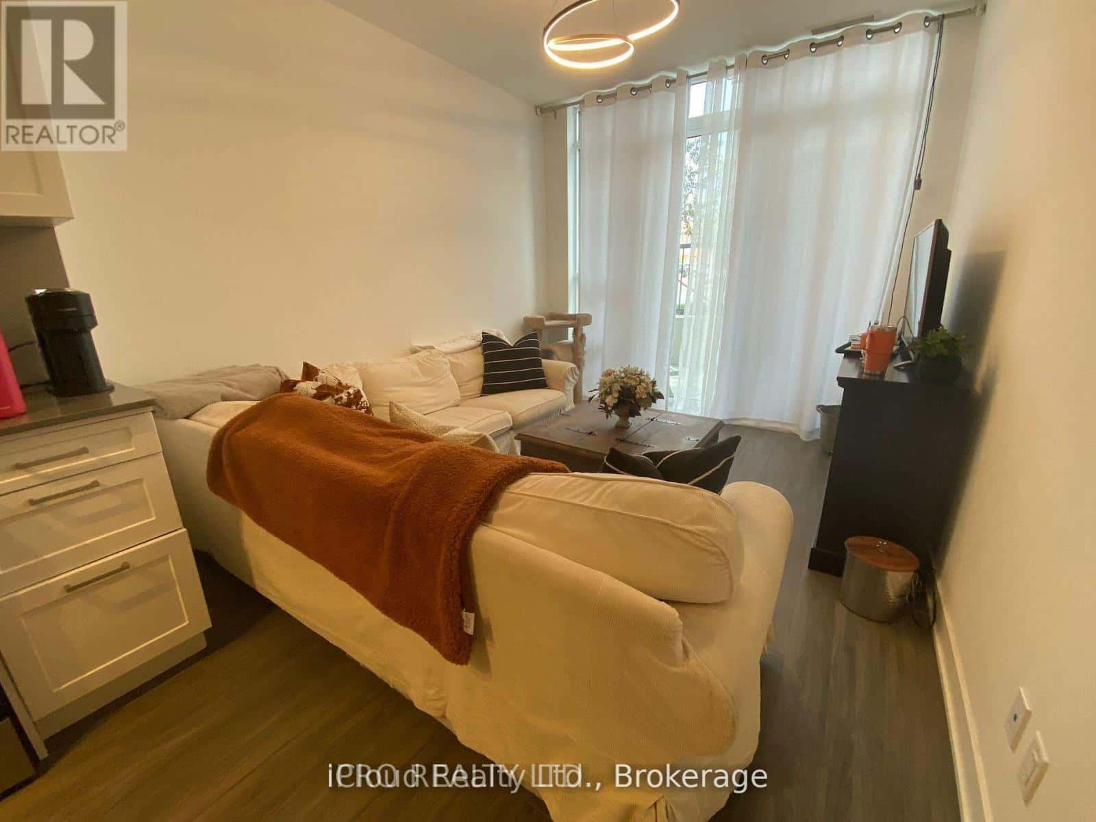 103 - 681 YONGE STREET — Barrie (Painswick South), Ontario - Photo 5 of 14