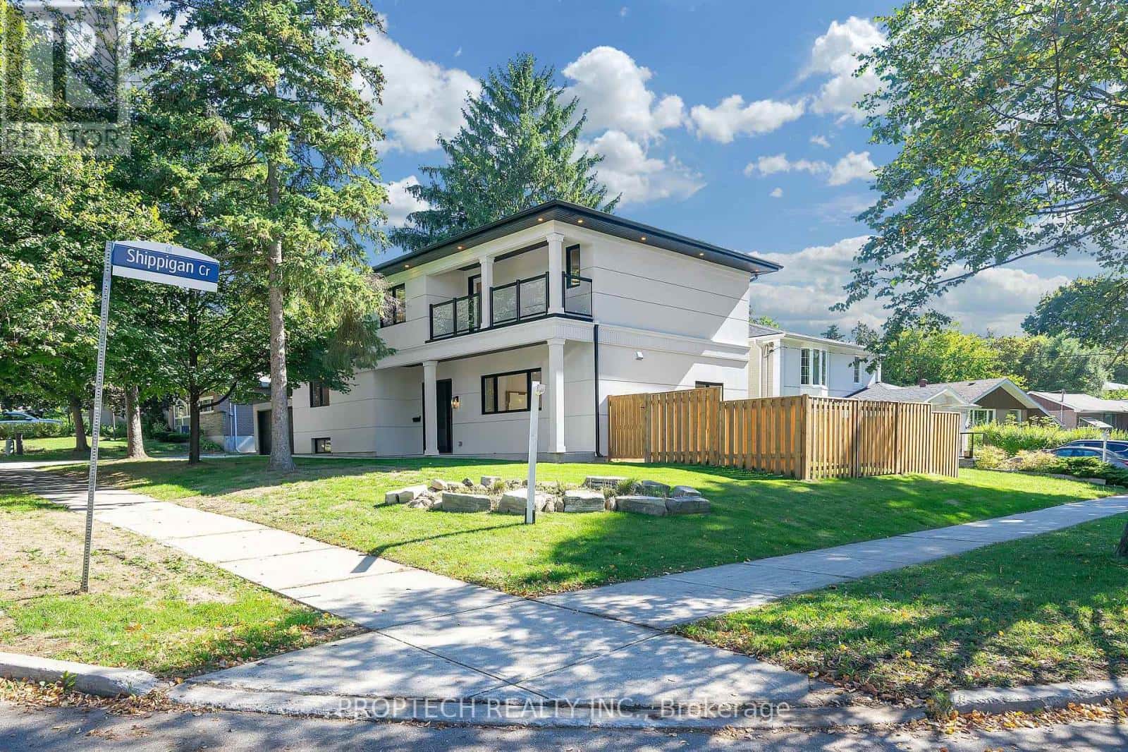 5 TRAILSIDE DRIVE — Toronto (Don Valley Village), Ontario - Photo 2 of 32