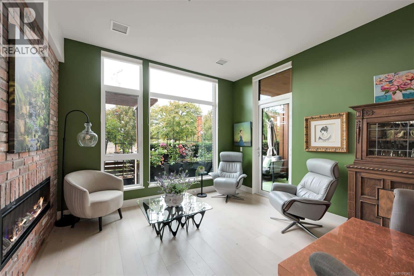 107 1216 Carlisle Ave — Esquimalt, British Columbia - Photo 4 of 44