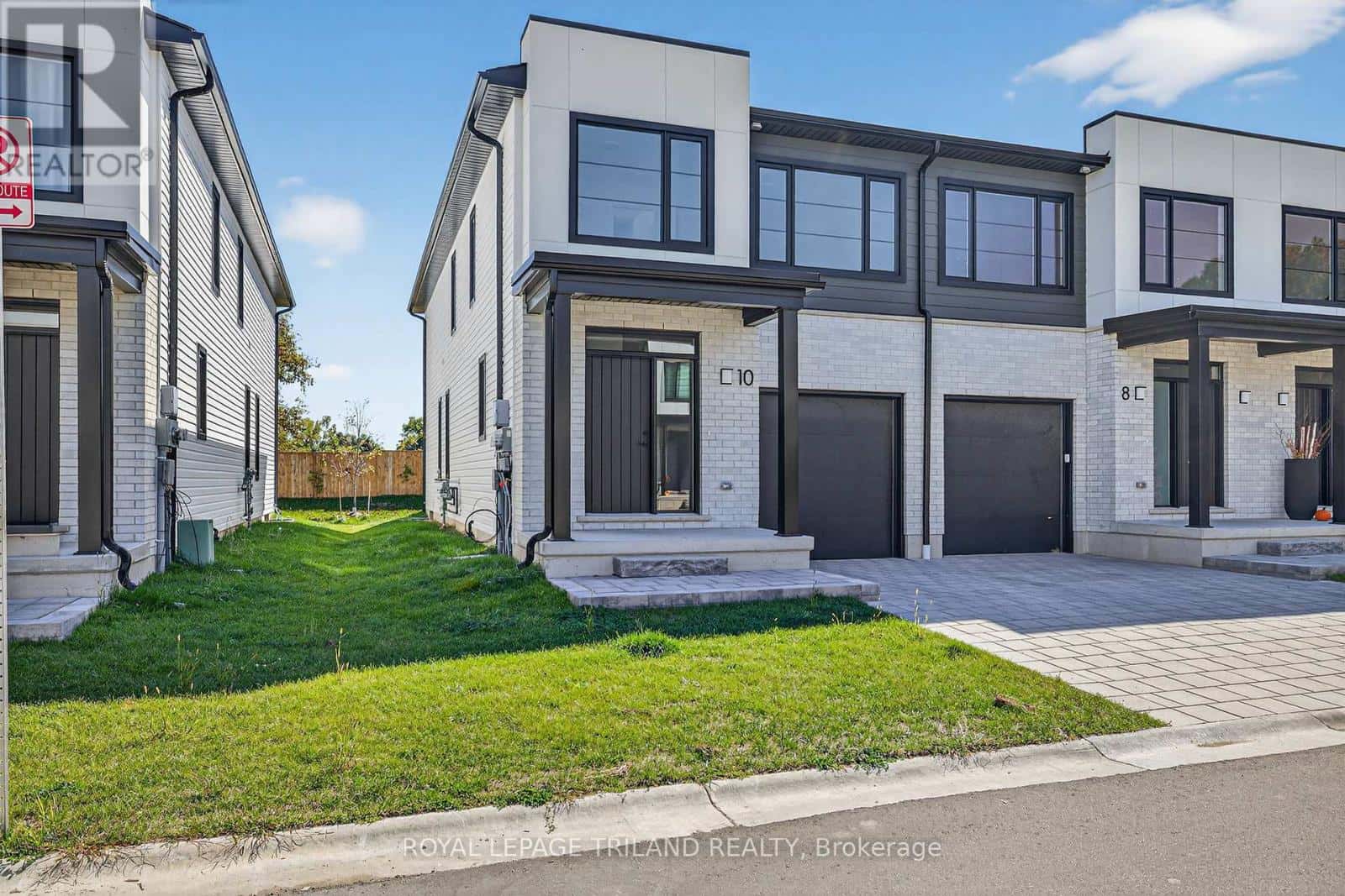 10 - 101 SWALES AVENUE — Strathroy-Caradoc (SW), Ontario - Photo 2 of 47