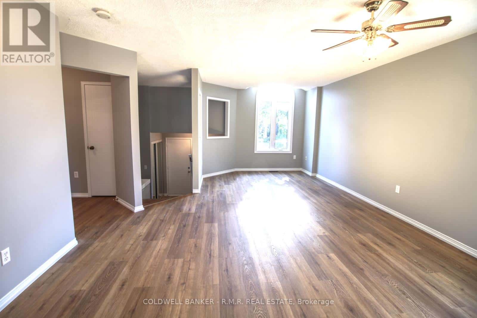 1590 EDENWOOD COURT — Oshawa (Samac), Ontario - Photo 4 of 30