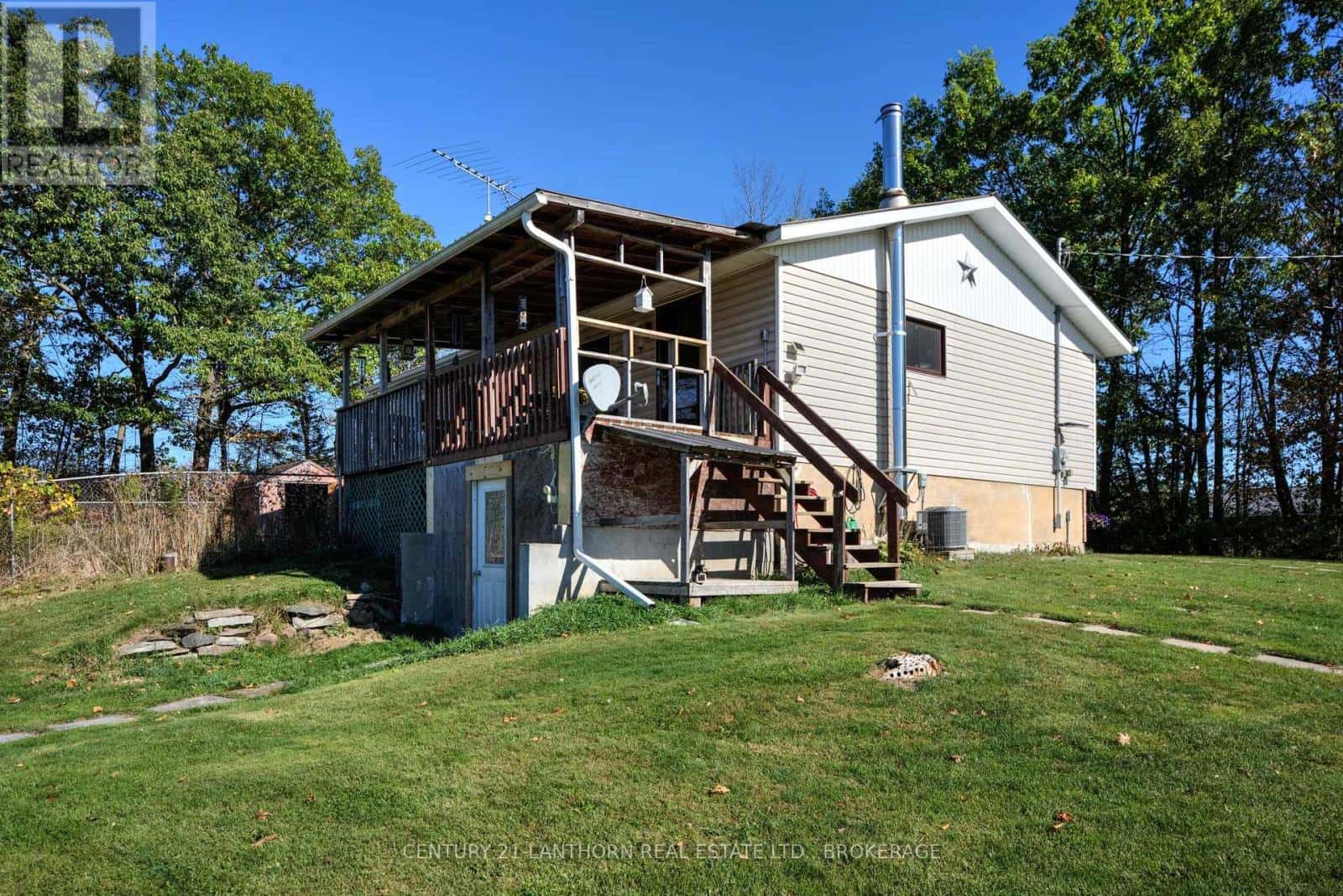 895 NINTH CONCESSION ROAD — Stone Mills (Stone Mills), Ontario - Photo 3 of 35