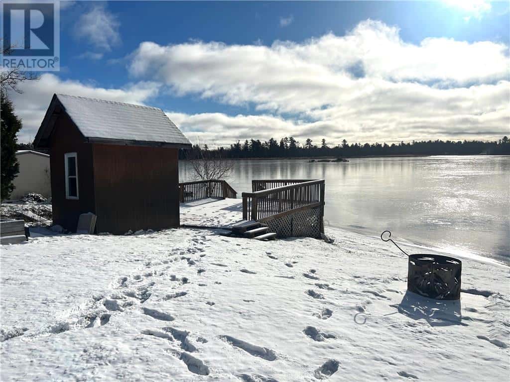 268 B Lake Road — St. Charles, Ontario - Photo 3 of 41