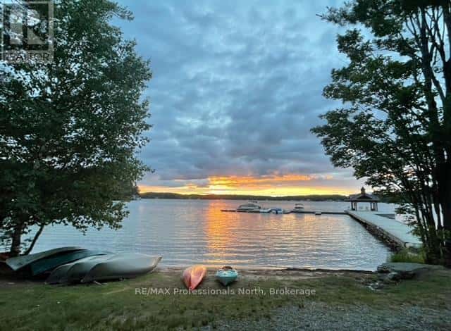 CARLING 4, W10 - 3876 MUSKOKA ROAD 118 WEST — Muskoka Lakes (Medora), Ontario - Photo 5 of 32
