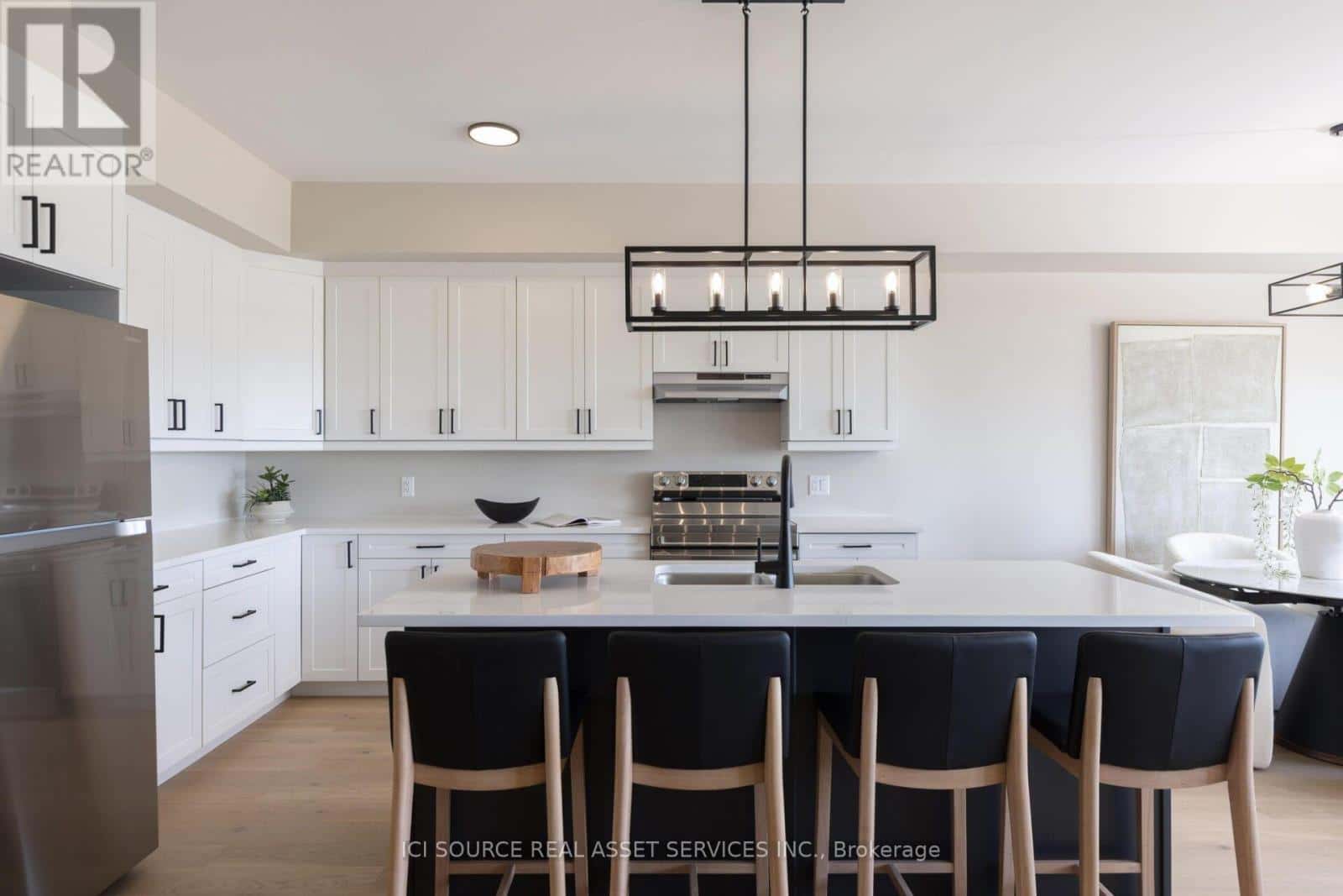 4061-2 FRACCHIONI DRIVE — Lincoln (Beamsville), Ontario - Photo 4 of 34