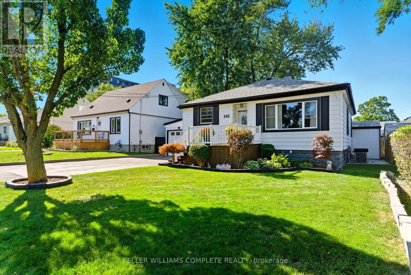 446 EAST 42ND STREET — Hamilton (Hampton Heights), Ontario - Photo 3 of 36