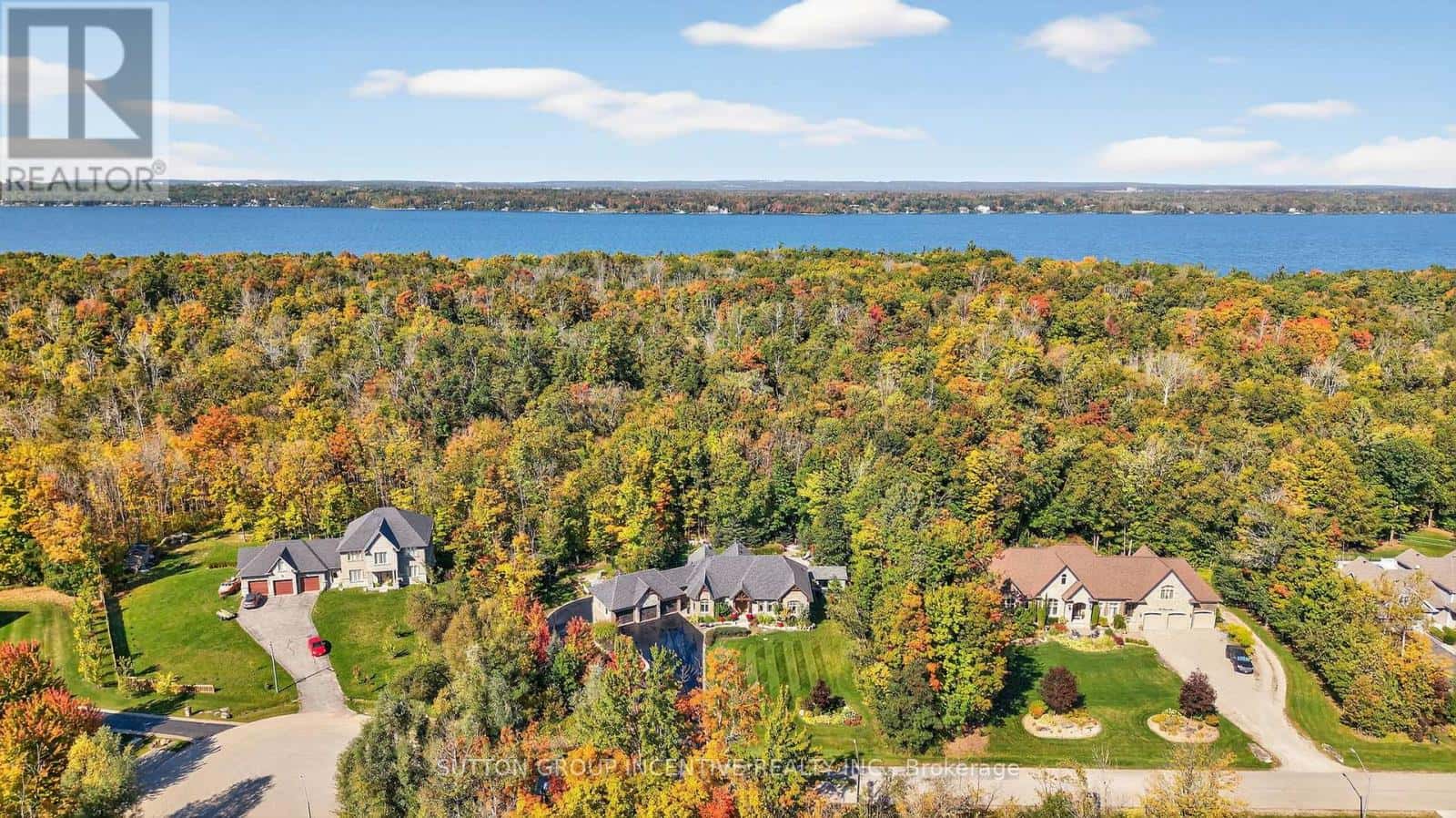 1707 WILKINSON STREET — Innisfil, Ontario - Photo 4 of 50