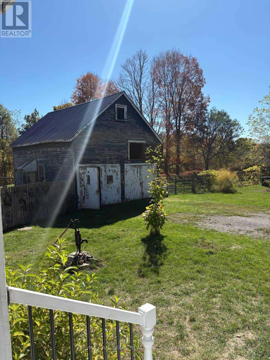 Madoc, Ontario — Madoc, Ontario - Photo 4 of 33