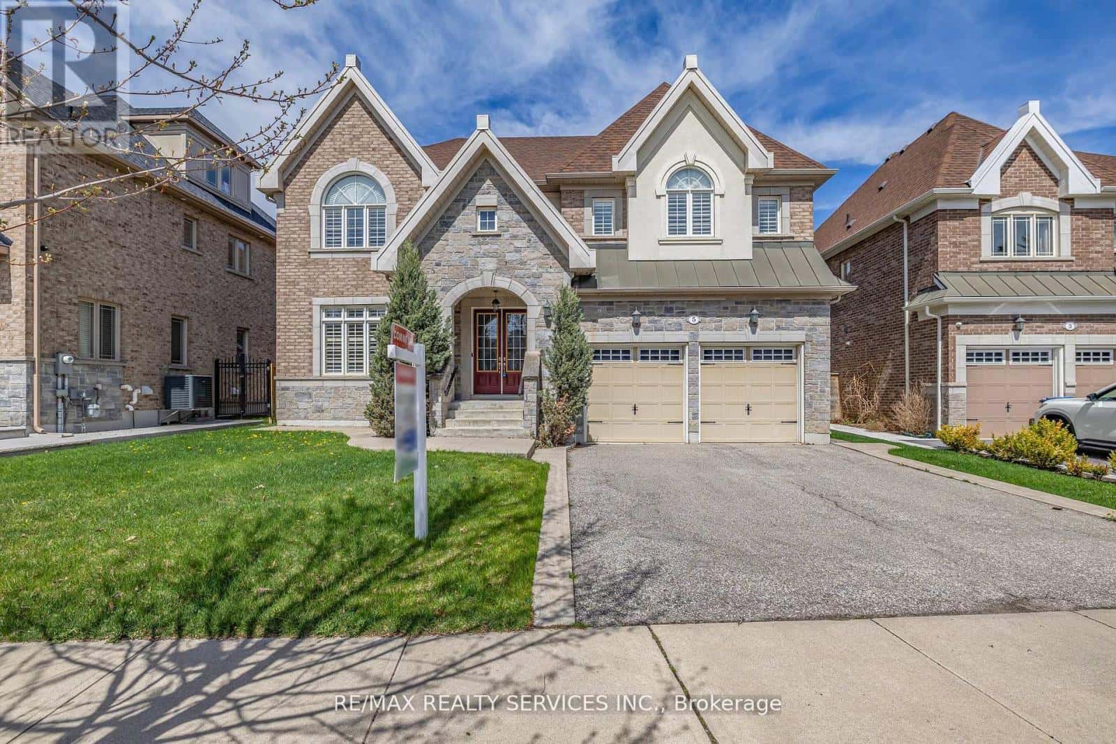 Brampton (Snelgrove), Ontario — Brampton (Snelgrove), Ontario - Photo 2 of 39