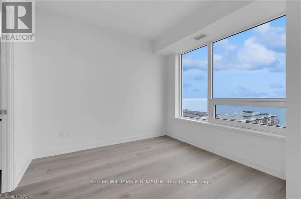 1408 - 385 WINSTON ROAD — Grimsby (Grimsby Beach), Ontario - Photo 2 of 15