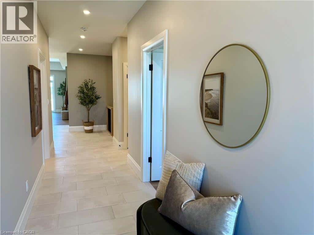 93 BEDELL Drive — Drayton, Ontario - Photo 4 of 31