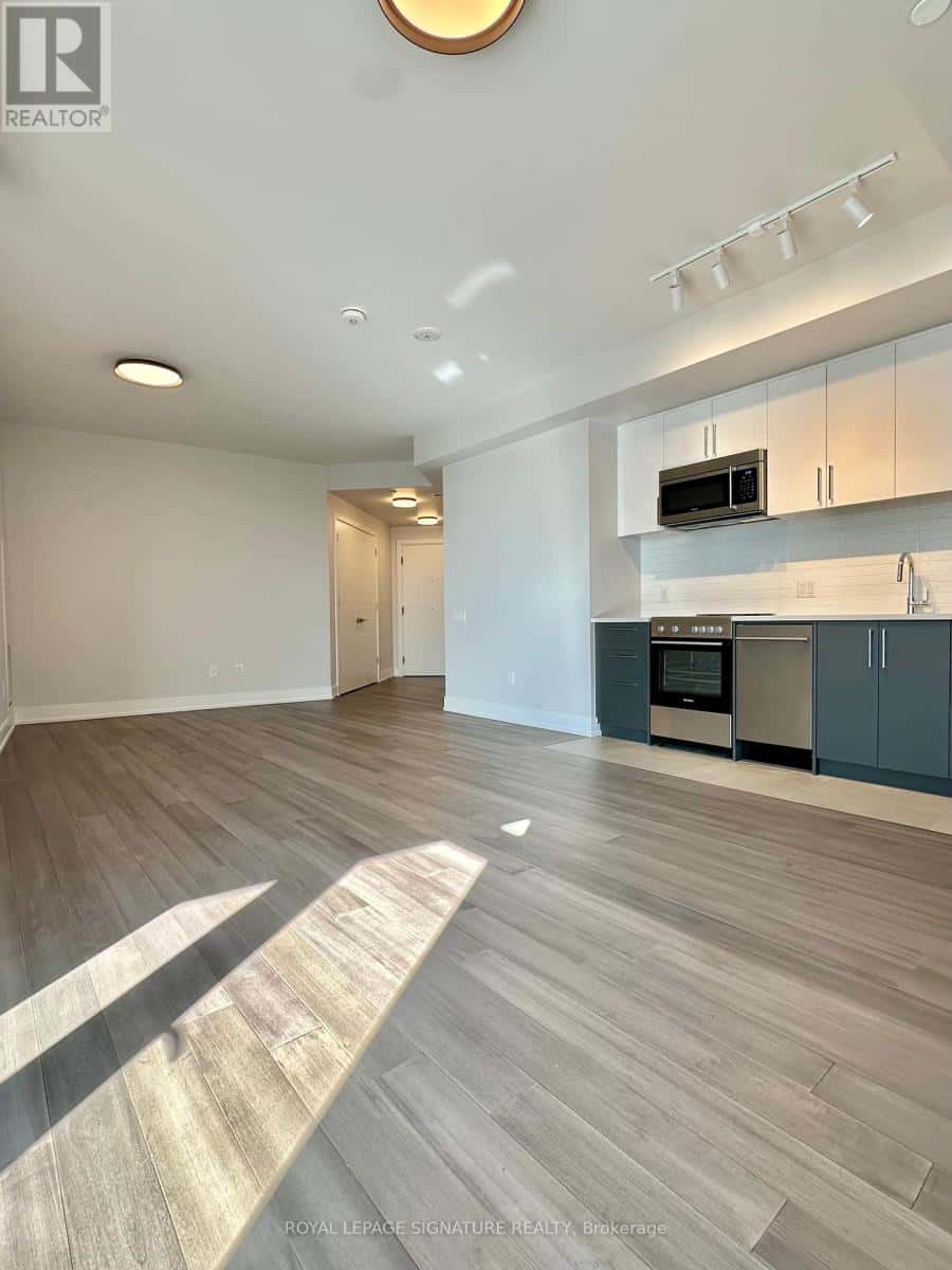 1201 - 2525 BATHURST STREET — Toronto (Forest Hill North), Ontario - Photo 4 of 53