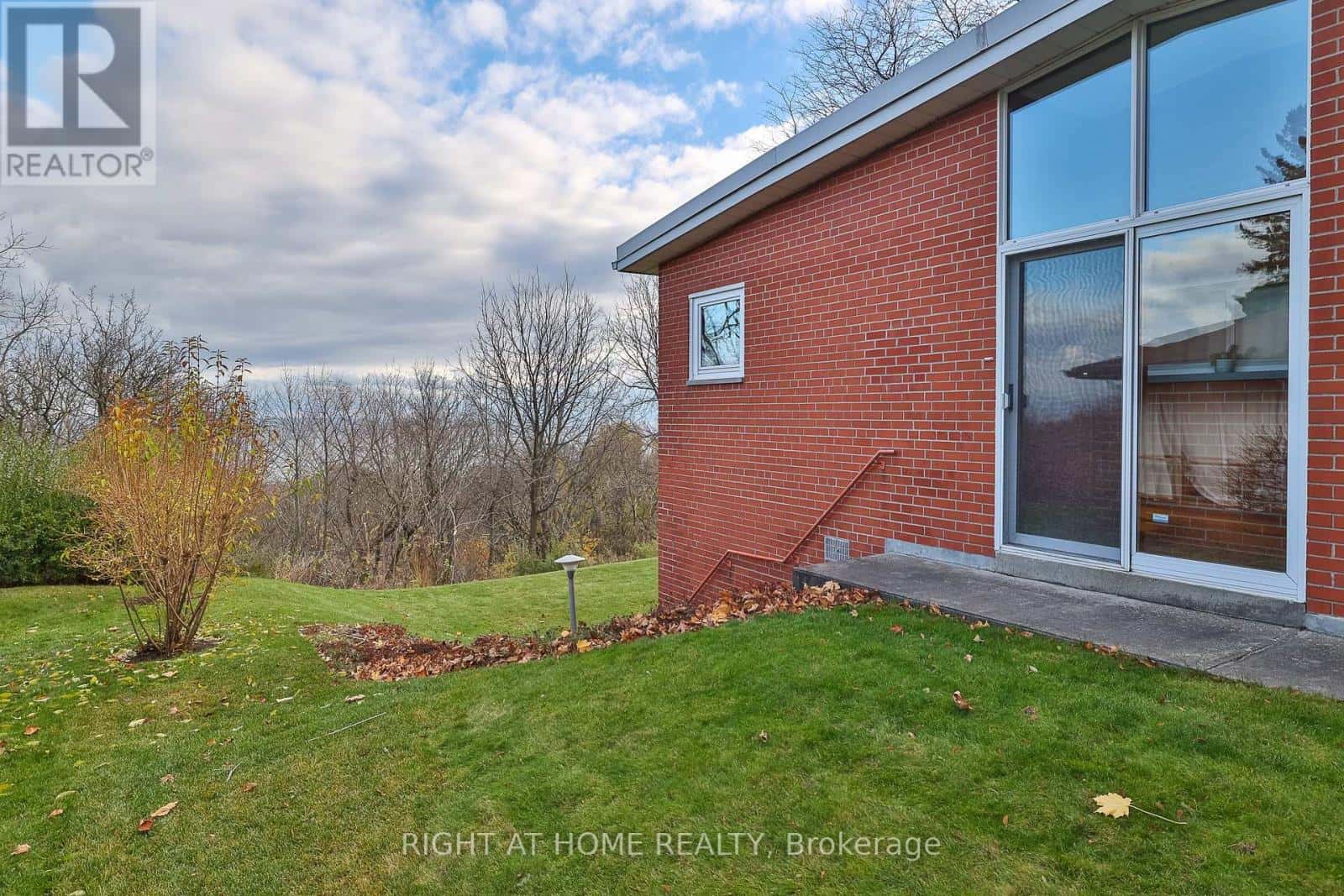 59 HILL CRESCENT — Toronto (Scarborough Village), Ontario - Photo 5 of 50