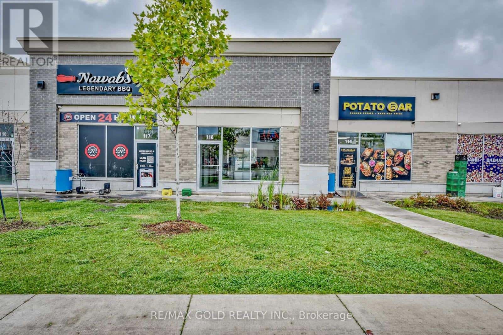 118 - 3525 PLATINUM DRIVE — Mississauga (Churchill Meadows), Ontario - Photo 5 of 21