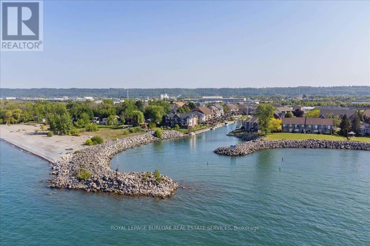 44 SUNVALE PLACE — Hamilton (Lakeshore), Ontario - Photo 4 of 45