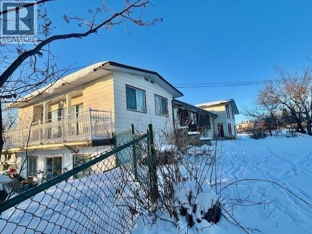 5403 LIARD STREET — Fort Nelson, British Columbia - Main photo