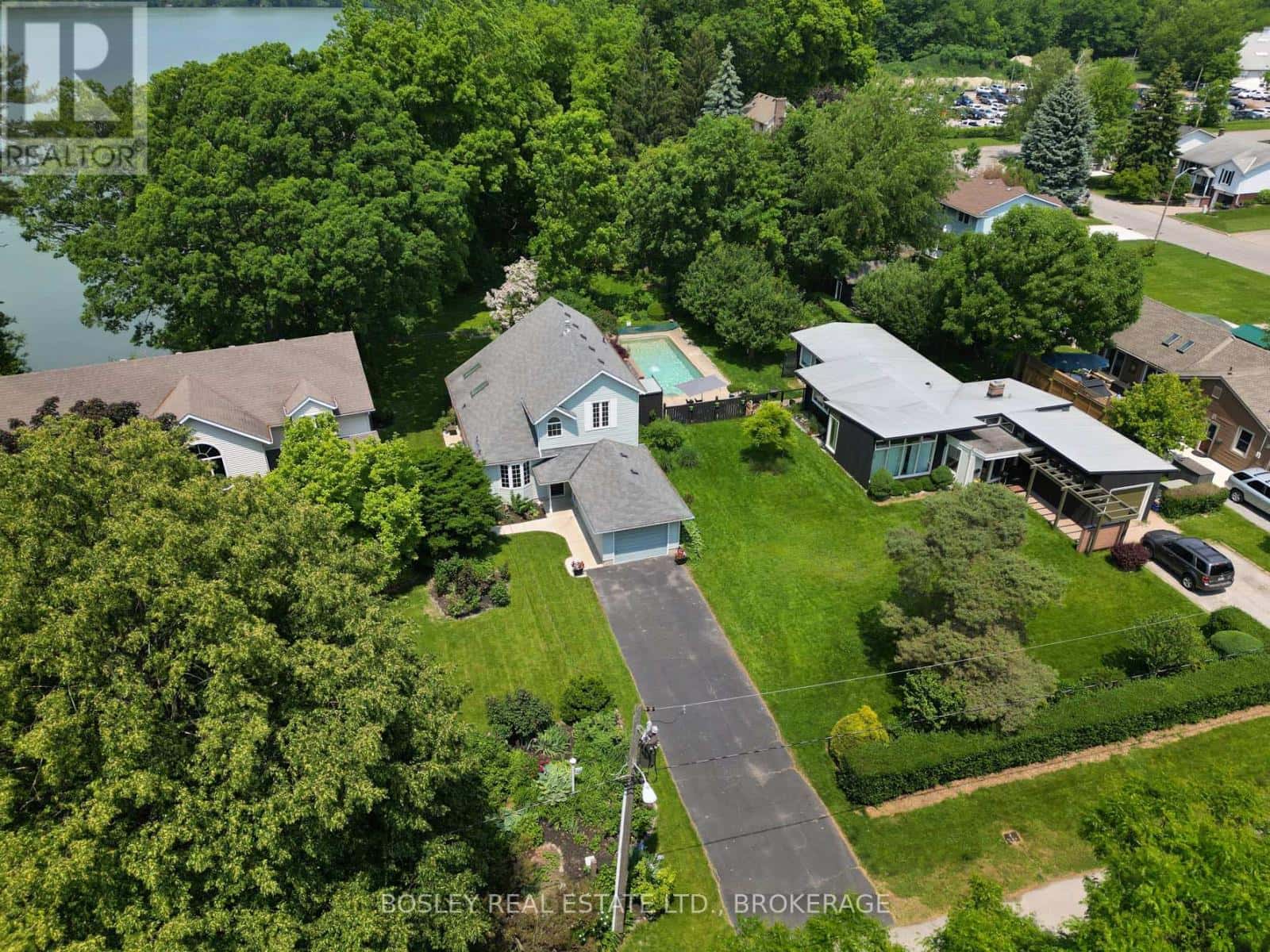 St. Catharines (Martindale Pond), Ontario — St. Catharines (Martindale Pond), Ontario - Photo 2 of 44