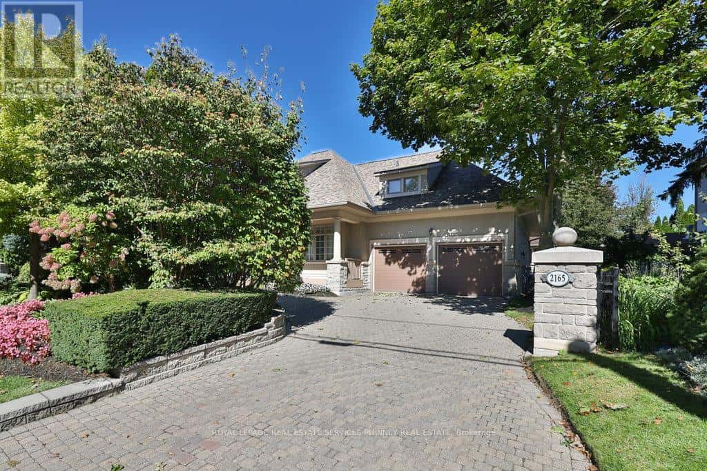 Mississauga (Cooksville), Ontario — Mississauga (Cooksville), Ontario - Photo 2 of 50