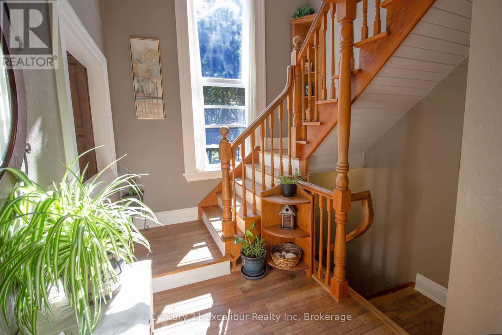 8583 SDRD 15 — Centre Wellington, Ontario - Photo 5 of 37