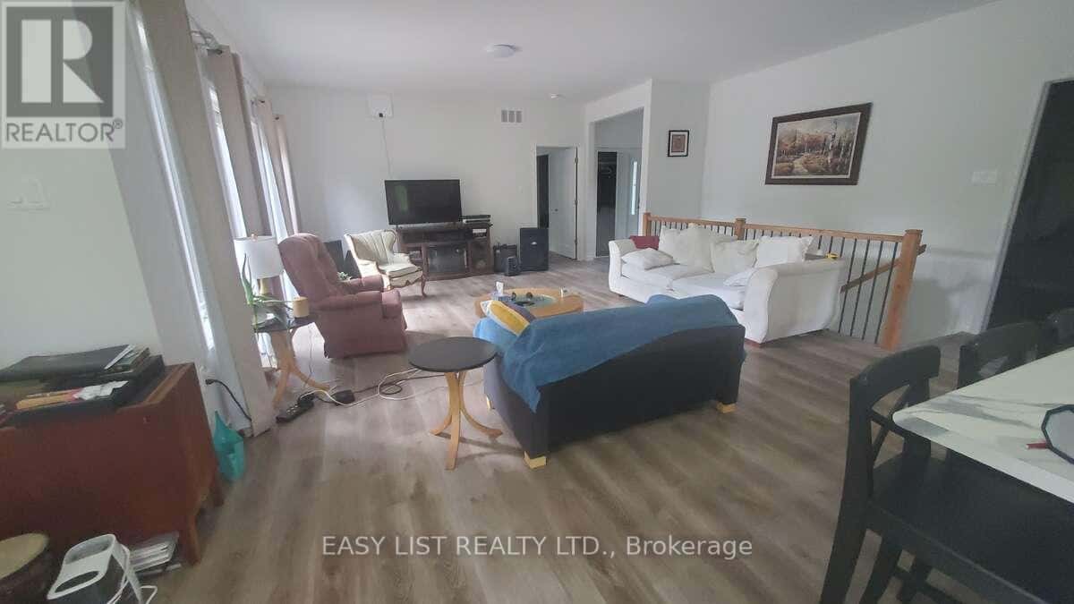 803 BARRETT CHUTE ROAD — Greater Madawaska, Ontario - Photo 4 of 30