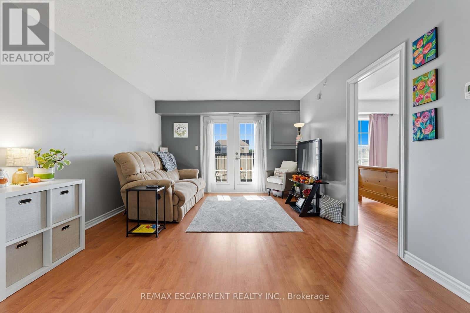 304 - 1421 WALKER'S LINE — Burlington (Tansley), Ontario - Photo 4 of 19