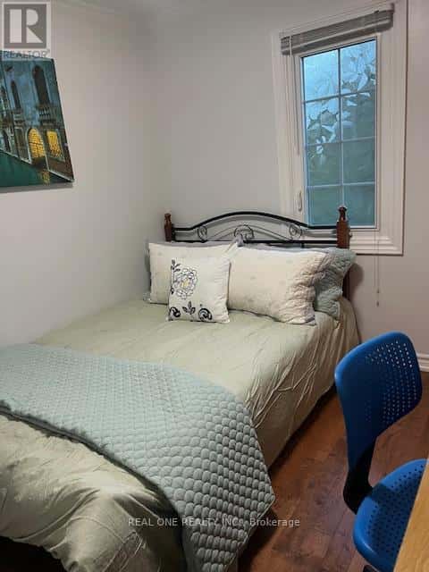 2 GRITTANI LANE — Toronto (Agincourt South-Malvern West), Ontario - Photo 2 of 7