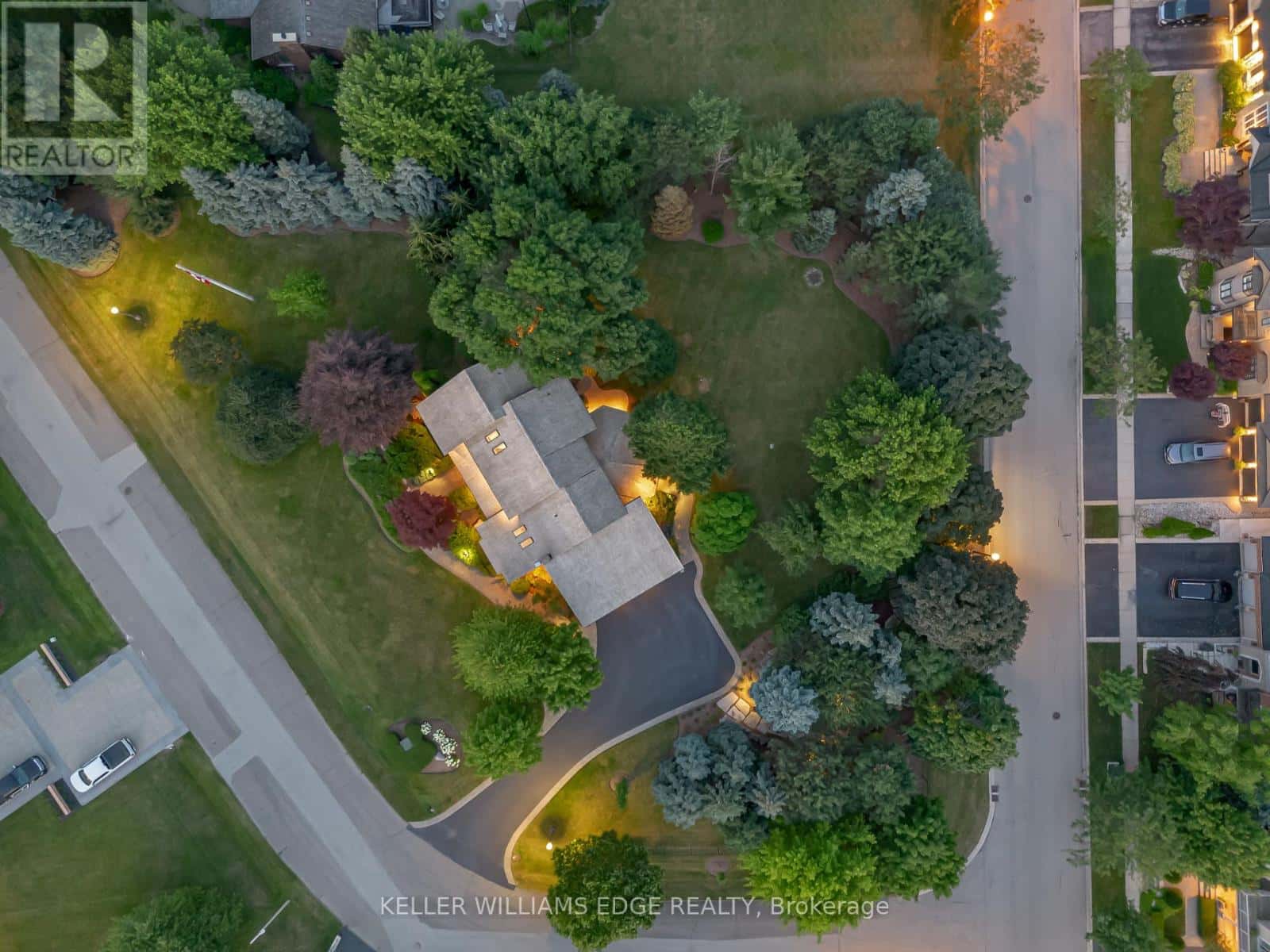 8 LOCHSIDE DRIVE — Hamilton (Winona Park), Ontario - Photo 5 of 38