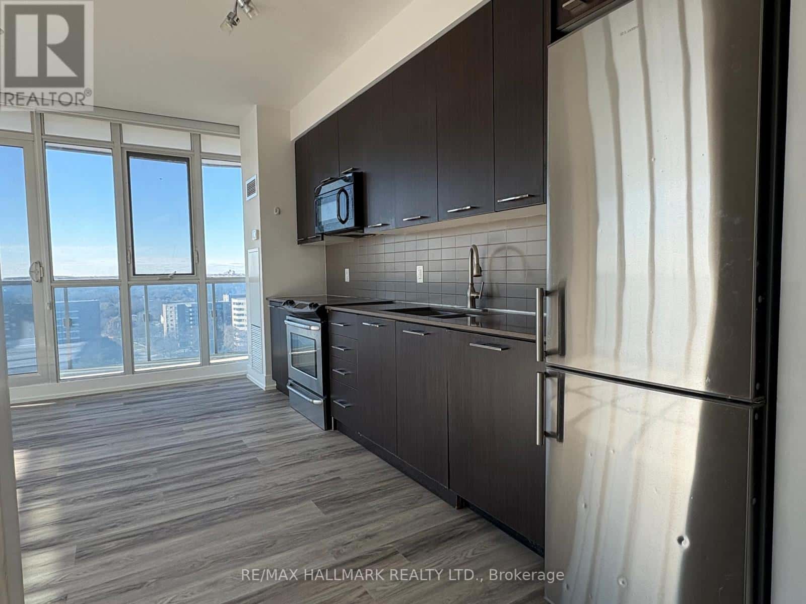 Richmond Hill (Observatory), Ontario — Richmond Hill (Observatory), Ontario - Photo 3 of 11