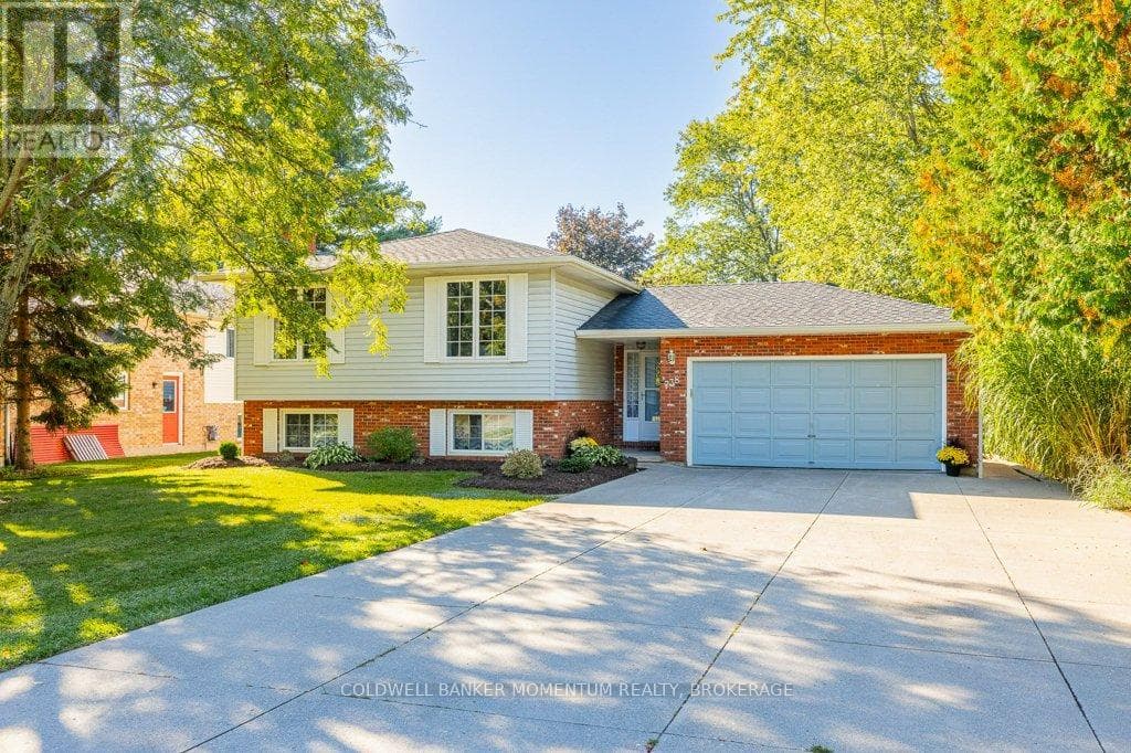 738 WELLAND ROAD — Pelham (Fenwick), Ontario - Main photo