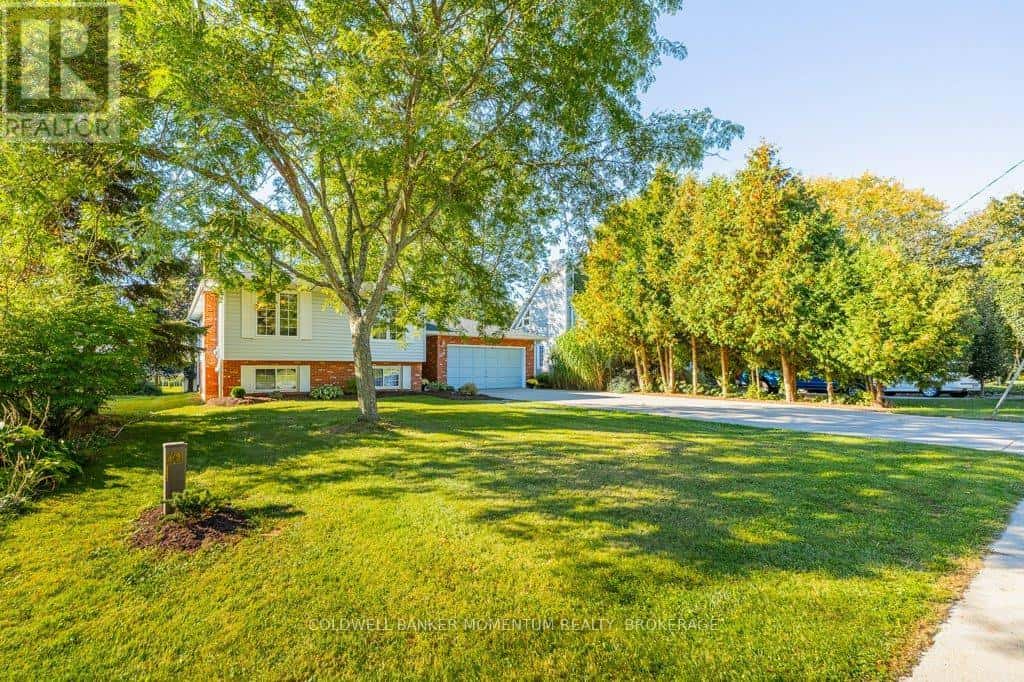 738 WELLAND ROAD — Pelham (Fenwick), Ontario - Photo 2 of 47