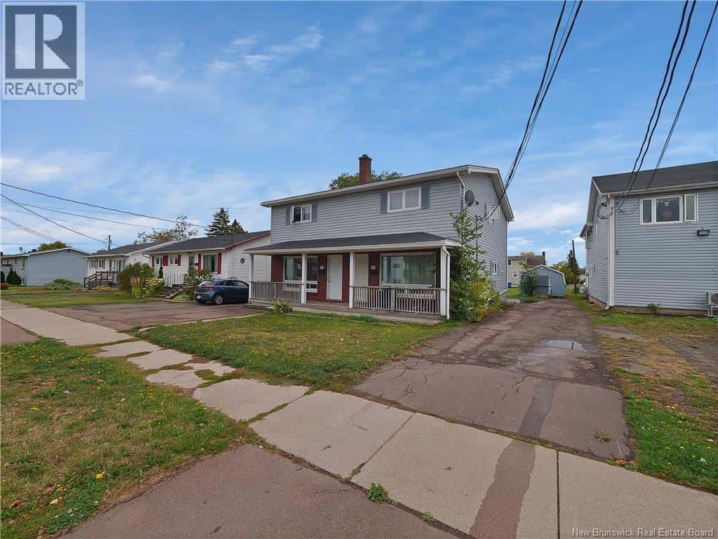 118-120 Vail Street — Moncton, New Brunswick - Photo 3 of 34