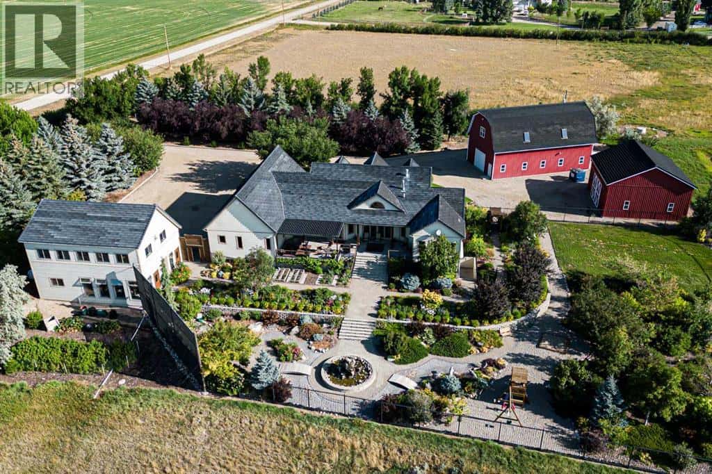 100007 Range Road 220 — Diamond City, Alberta - Photo 2 of 51