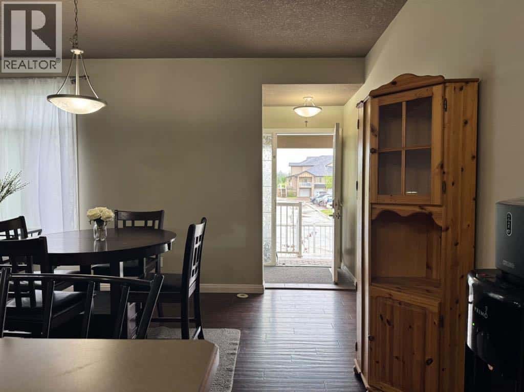 101, 105 Fontaine Crescent SE — Fort McMurray, Alberta - Photo 5 of 16