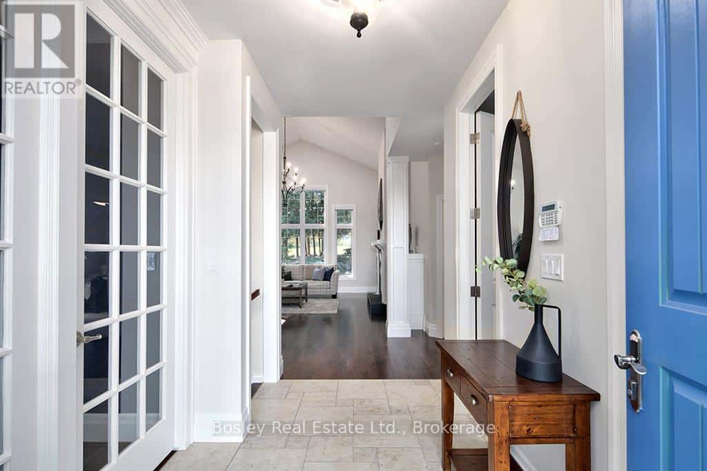 124 LANDRY LANE — Blue Mountains, Ontario - Photo 5 of 44