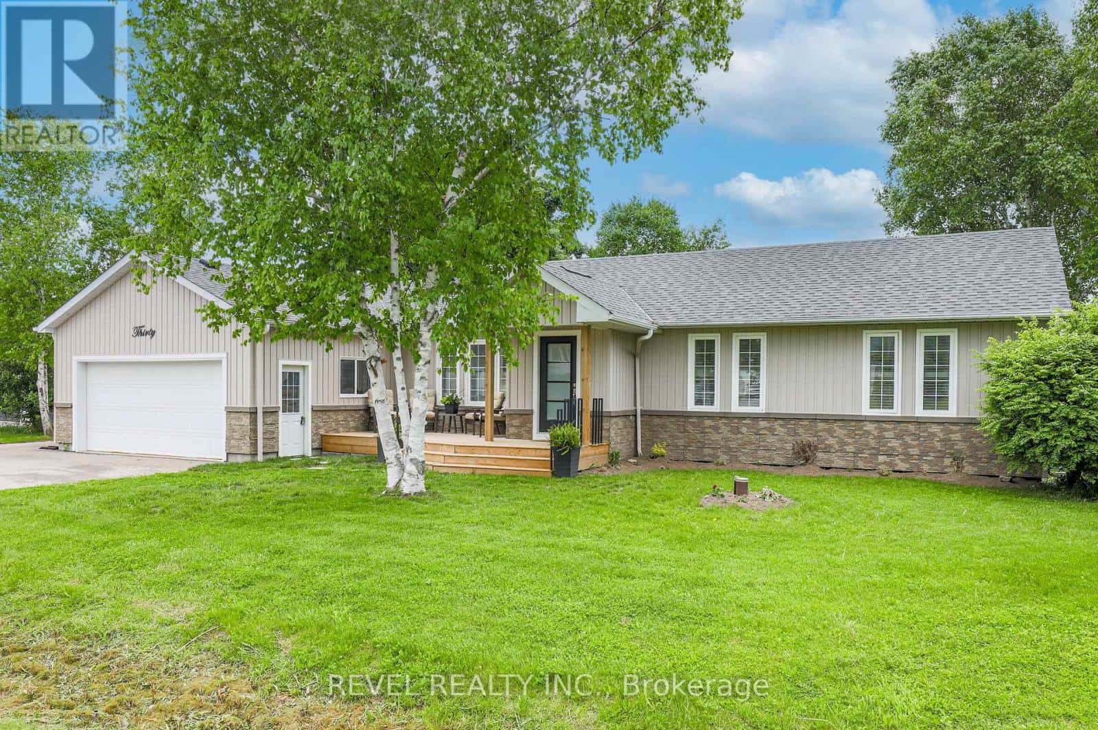 30 O'REILLY LANE — Kawartha Lakes (Ops), Ontario - Photo 2 of 44