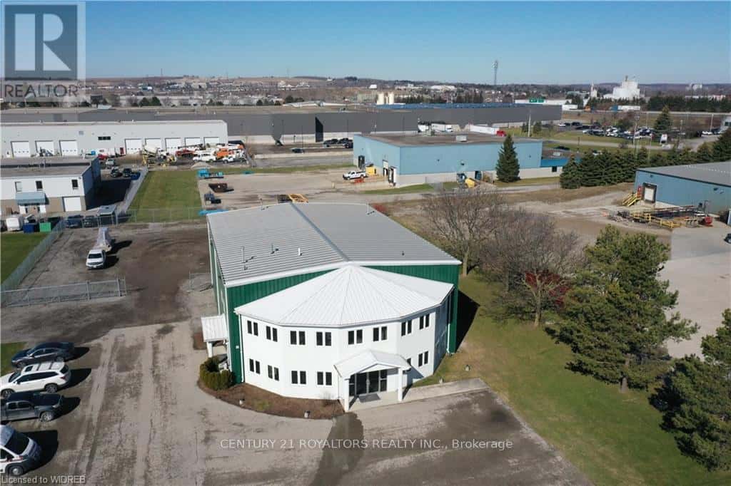 1015 RIDGEWAY ROAD — Woodstock (Woodstock - South), Ontario - Photo 2 of 32