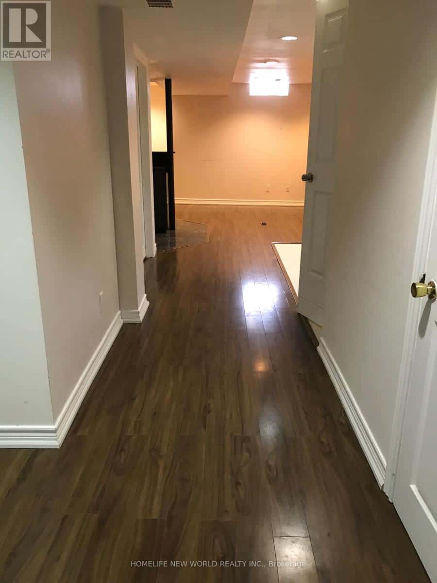 25 WESTMORELAND COURT — Markham (Unionville), Ontario - Photo 5 of 22