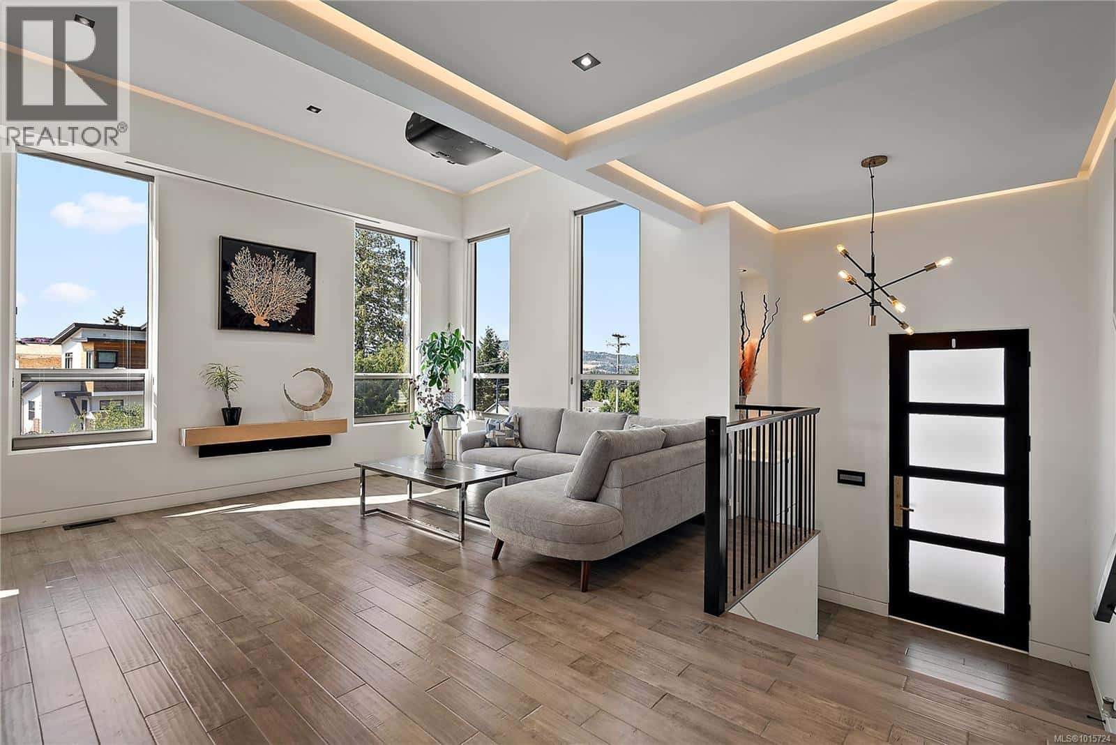 3552 Myles Mansell Rd — Langford, British Columbia - Photo 4 of 37