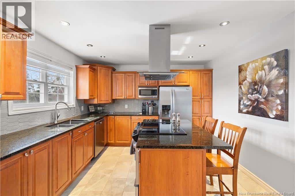 1 Silverwood Drive — Miramichi, New Brunswick - Photo 3 of 37