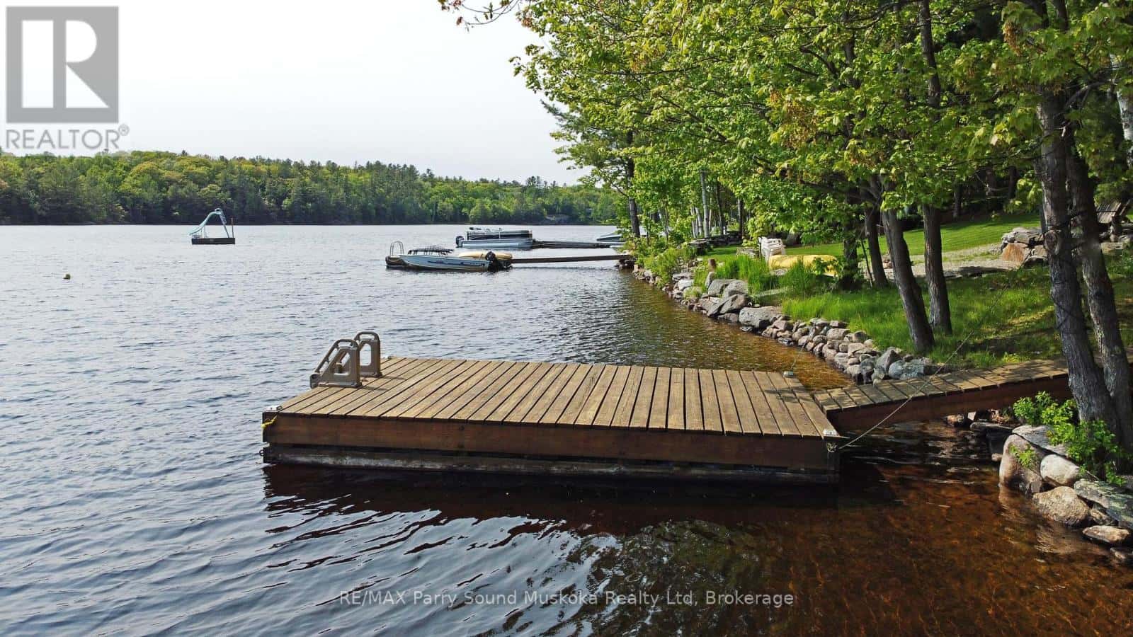 38 SHEBESHEKONG ESTATES ROAD S — Carling, Ontario - Photo 3 of 50