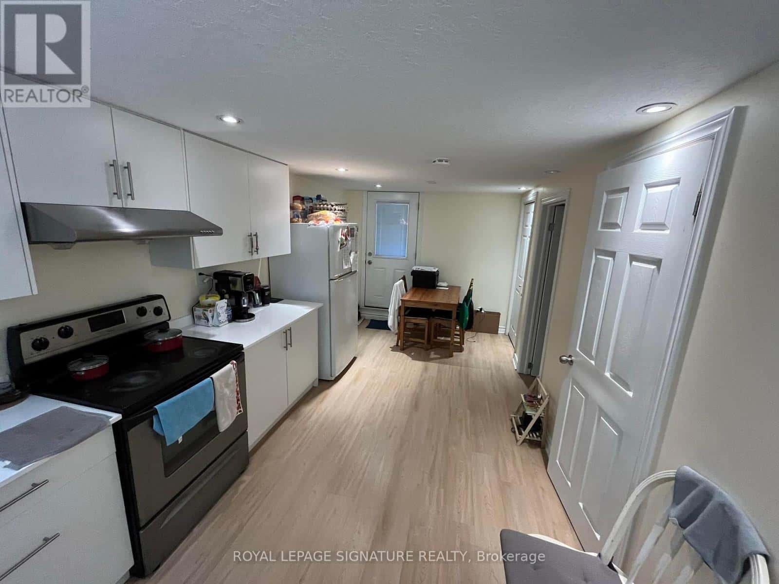 BSMT - 86 GARDINER DRIVE — Hamilton (Gilkson), Ontario - Photo 4 of 5