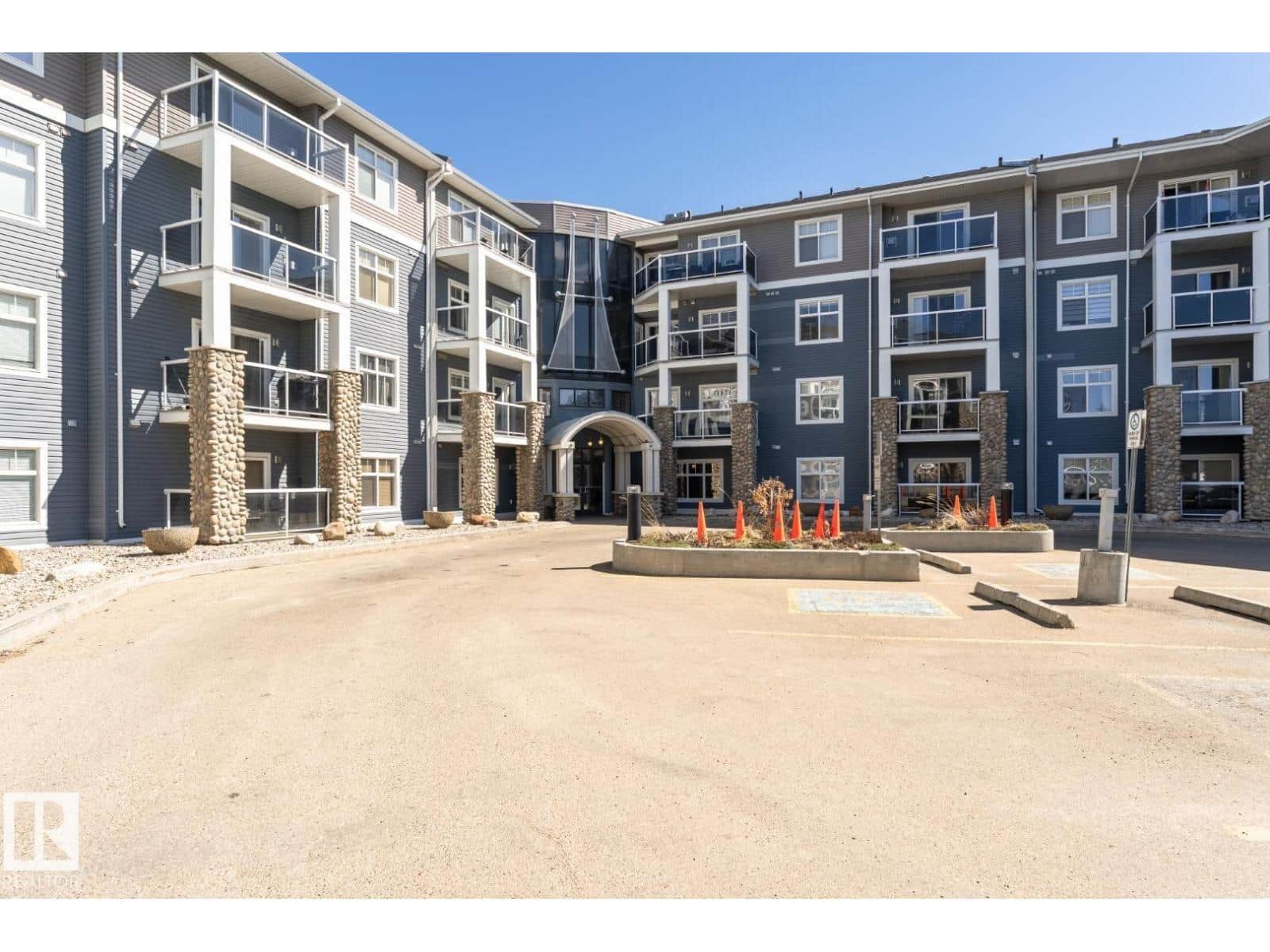 #113 16035 132 ST NW - Photo 3 of 40, Edmonton, Alberta