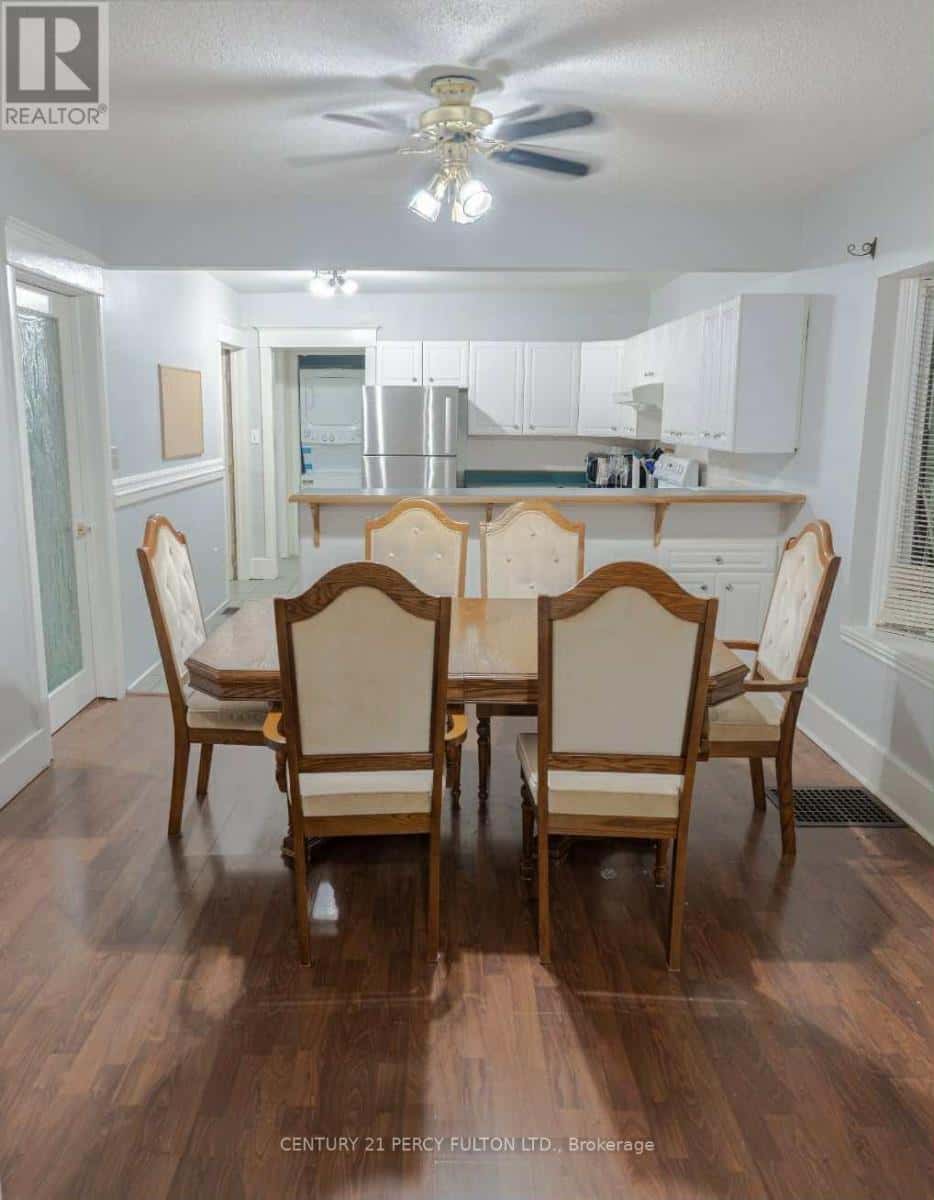 4533 SIXTH AVENUE — Niagara Falls (Cherrywood), Ontario - Photo 3 of 20