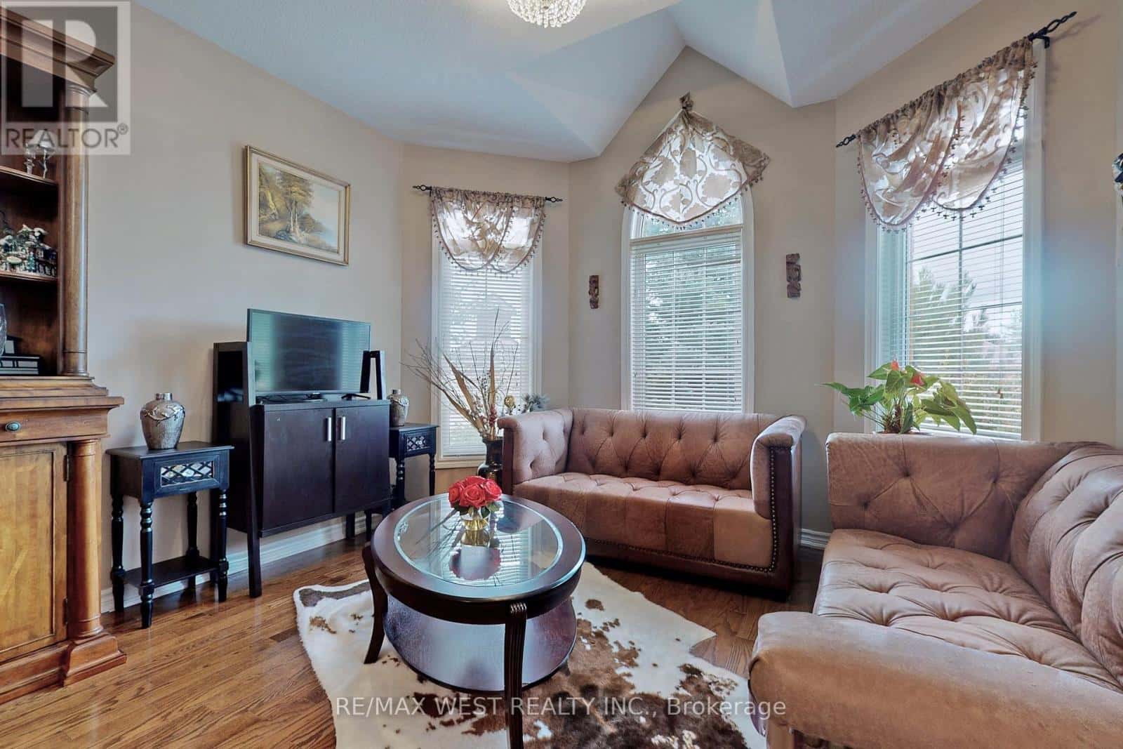 9 ABERFOYLE MILL CRESCENT — Puslinch (Aberfoyle), Ontario - Photo 4 of 48