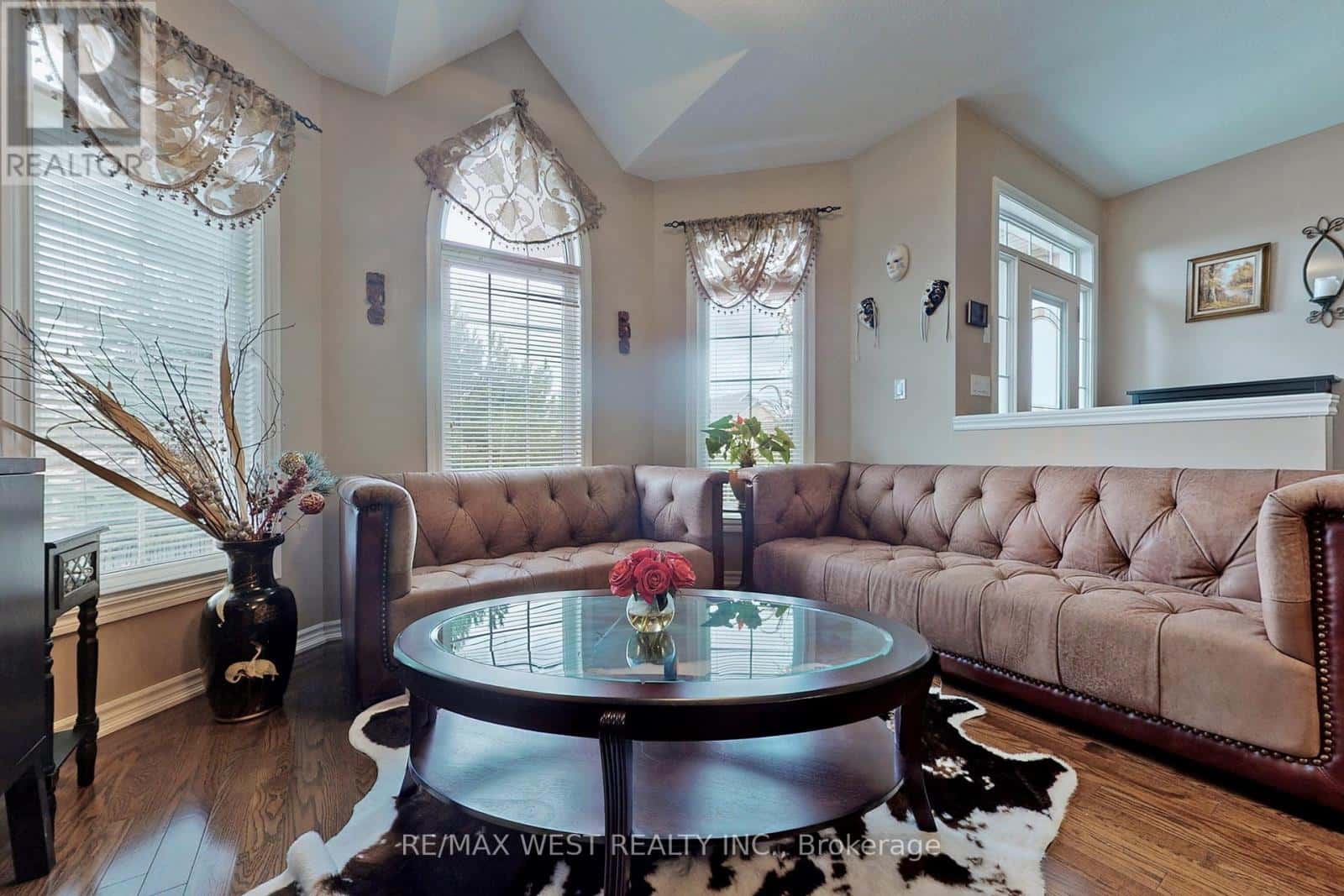 9 ABERFOYLE MILL CRESCENT — Puslinch (Aberfoyle), Ontario - Photo 5 of 48