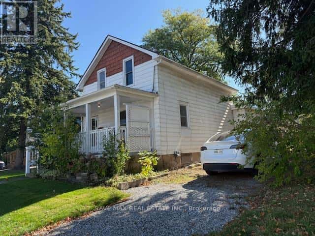 105 BALD STREET — Welland (Broadway), Ontario - Photo 5 of 46