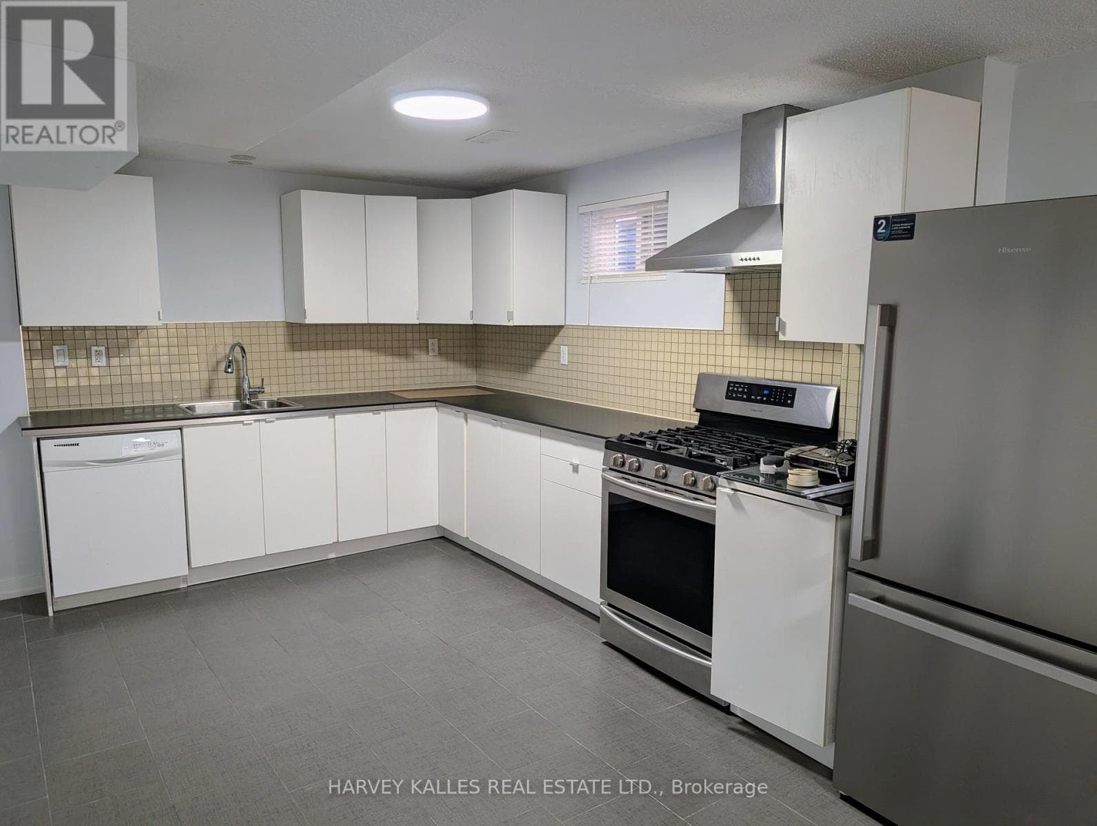 BSMT - 49 BEATRICE WAY — Vaughan (East Woodbridge), Ontario - Main photo