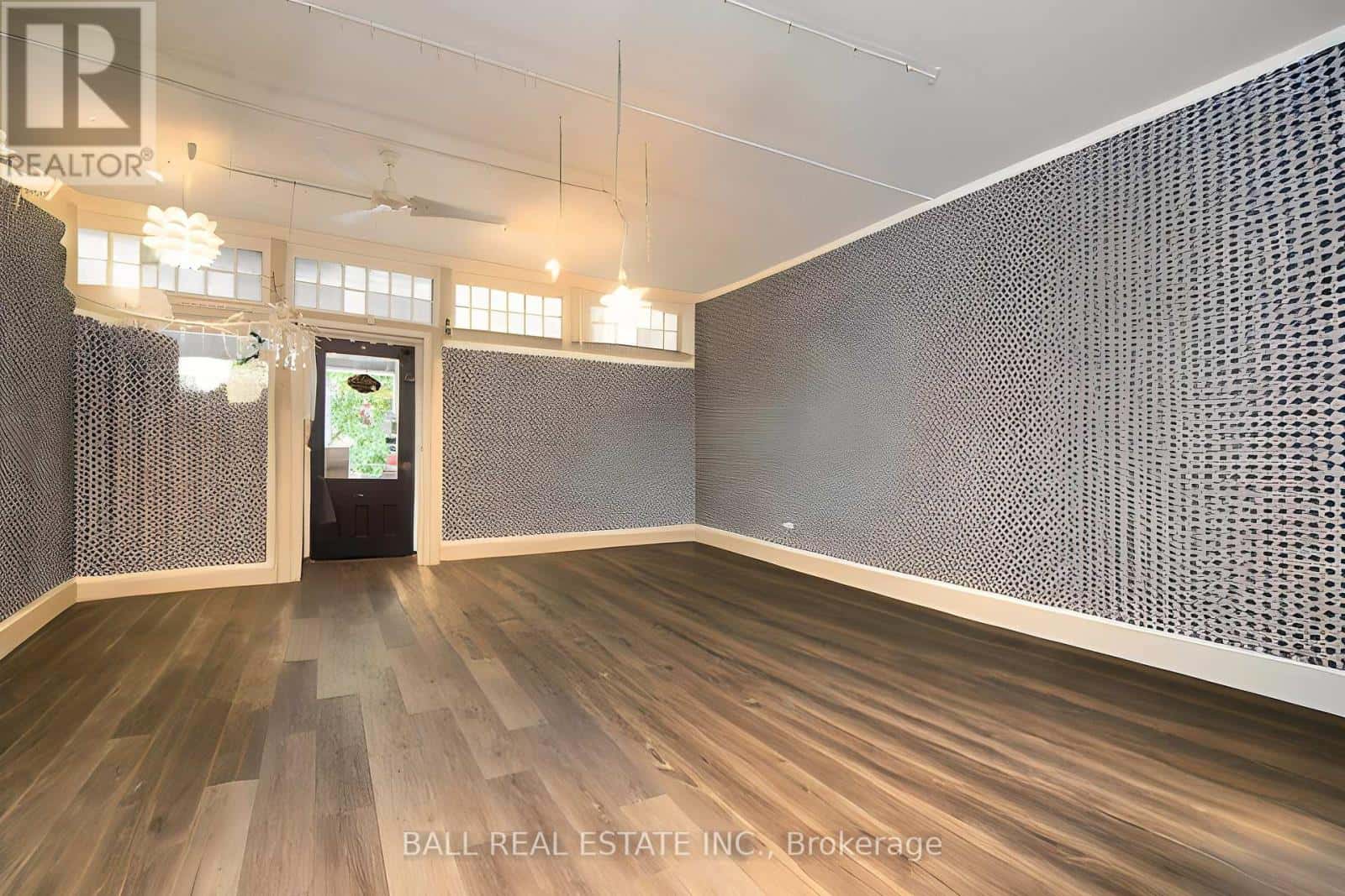 8 BRIDGE STREET — Trent Hills (Hastings), Ontario - Photo 5 of 42