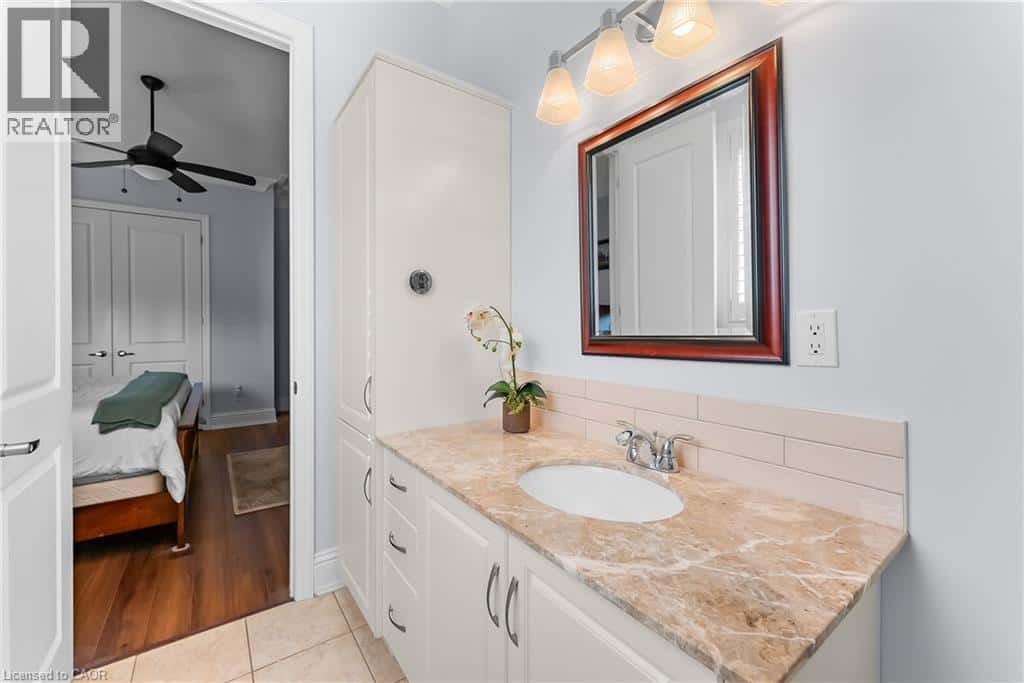 78 ANGELA Crescent — Niagara-on-the-Lake, Ontario - Photo 2 of 47