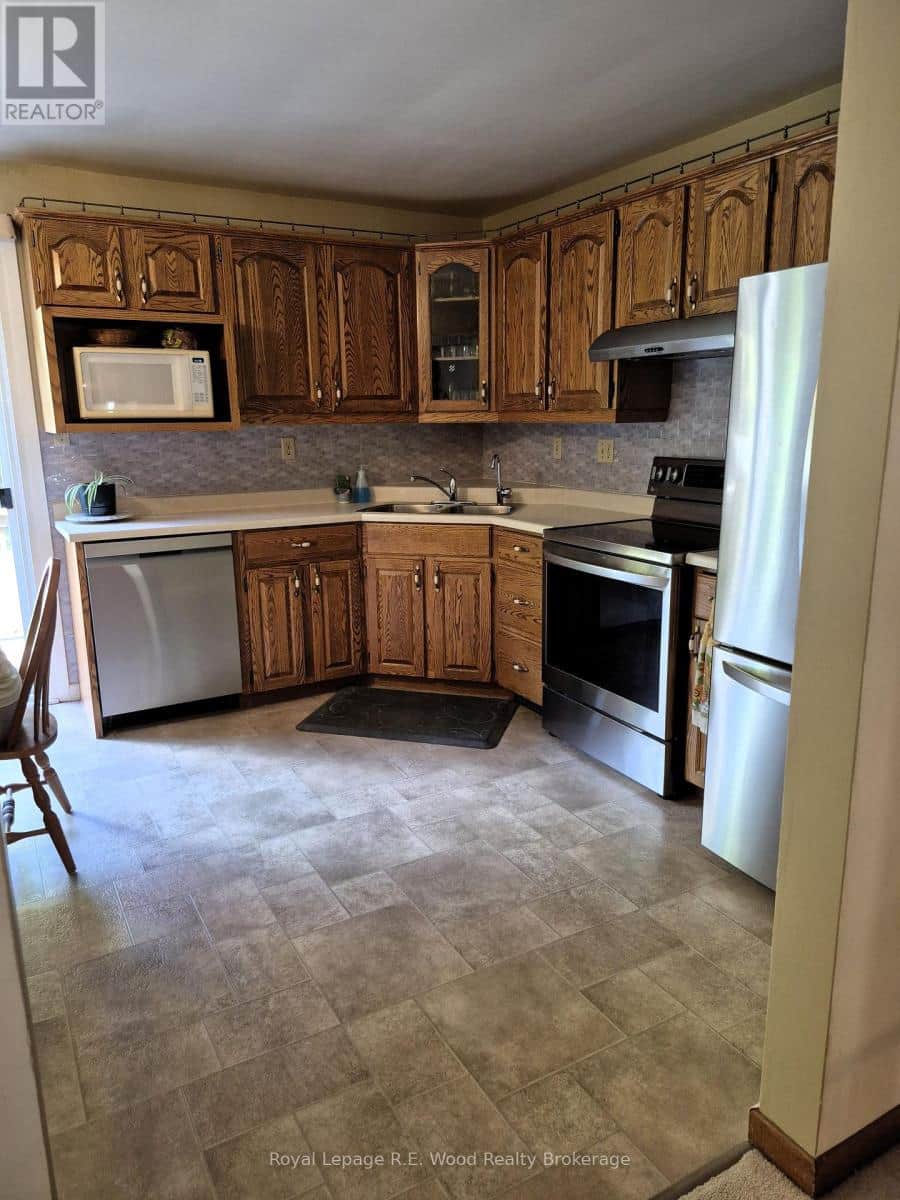 15 TROTTIER DRIVE - Photo 5 of 23, Tillsonburg, Ontario